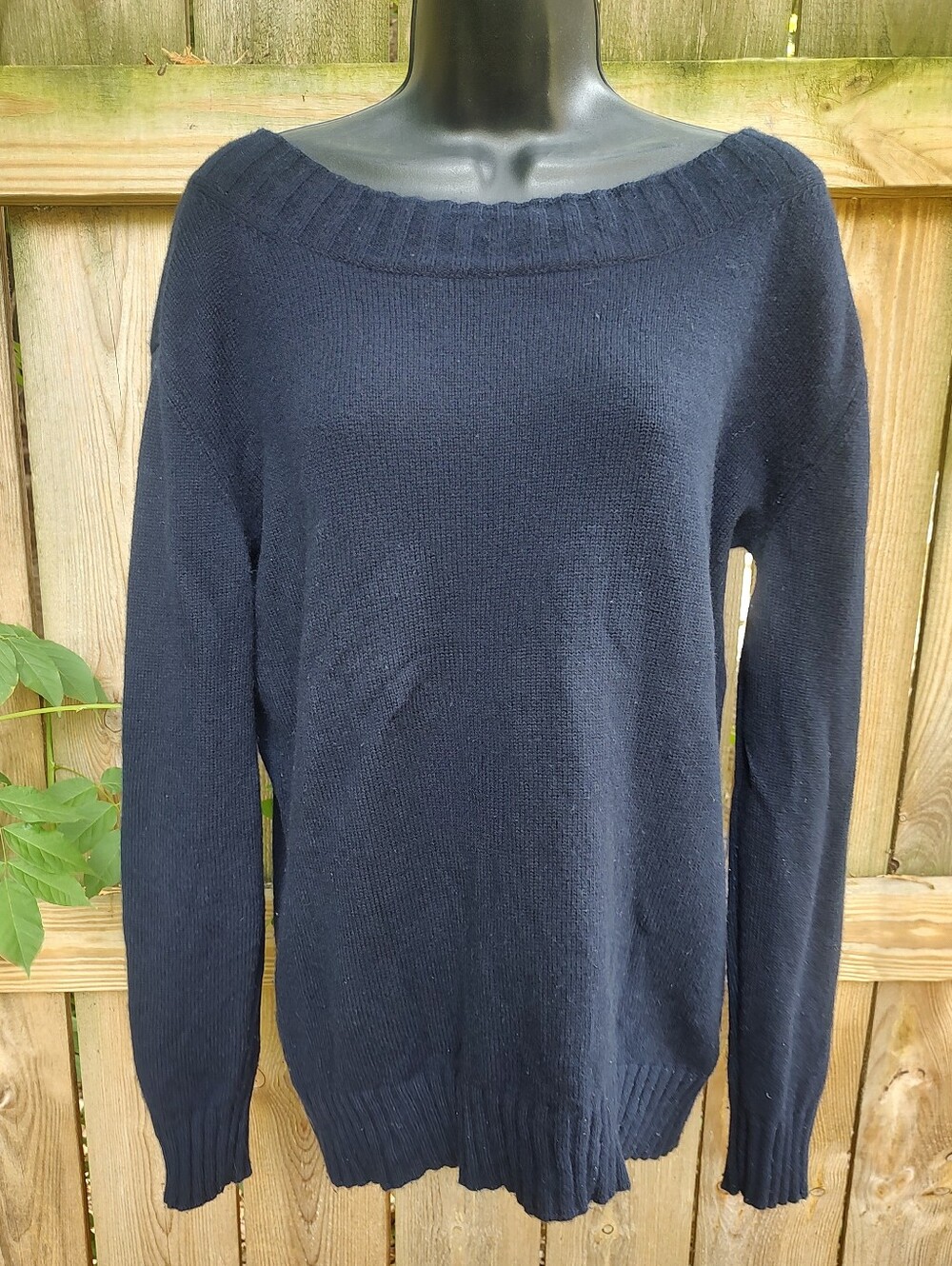 🏵️ Vince Navy Wool Cashmere Scoop Neck Sweater Size M